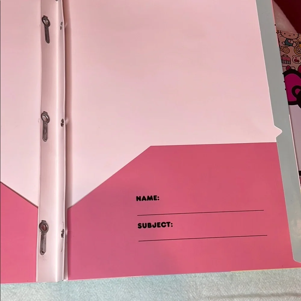 NWT Hello Kitty Notebook and Portfolio Folder Set Gift Set